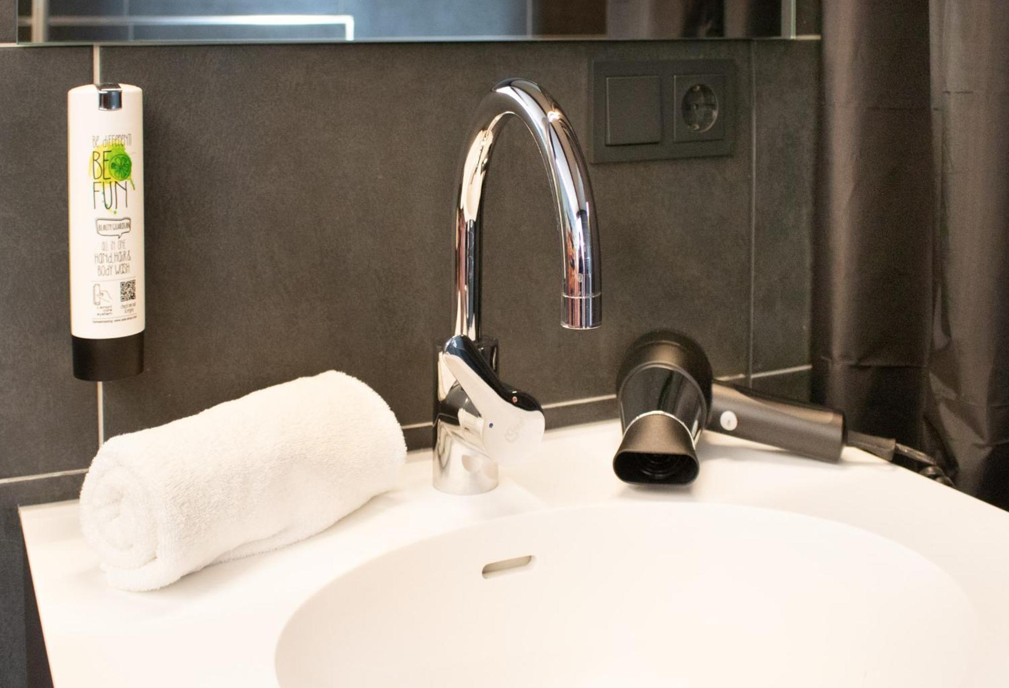 Zor Hotel By Wmm Hotels Zimmern ob Rottweil Экстерьер фото
